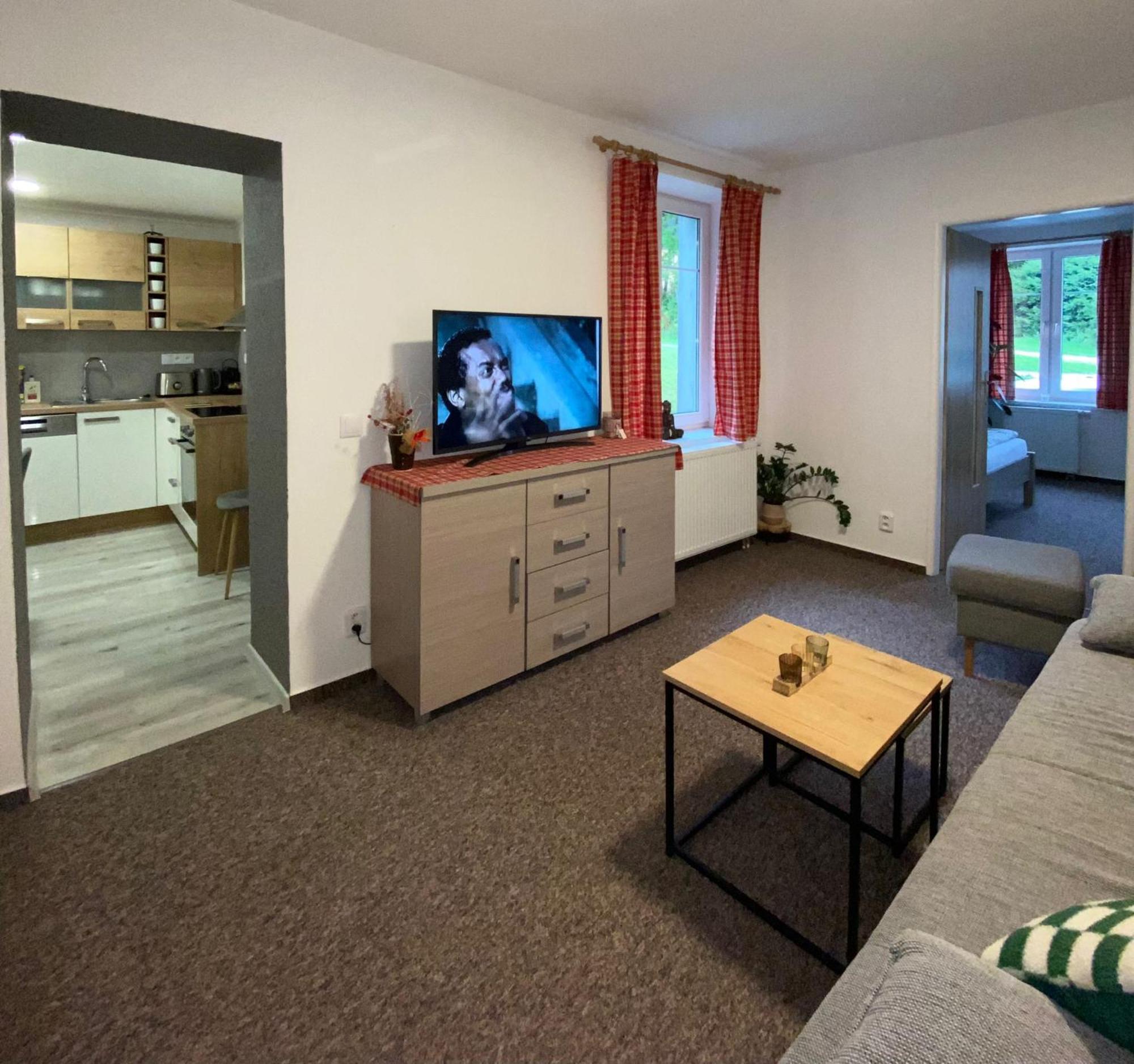 Apartman Pod Vlekem Horni Mala Upa Exterior photo