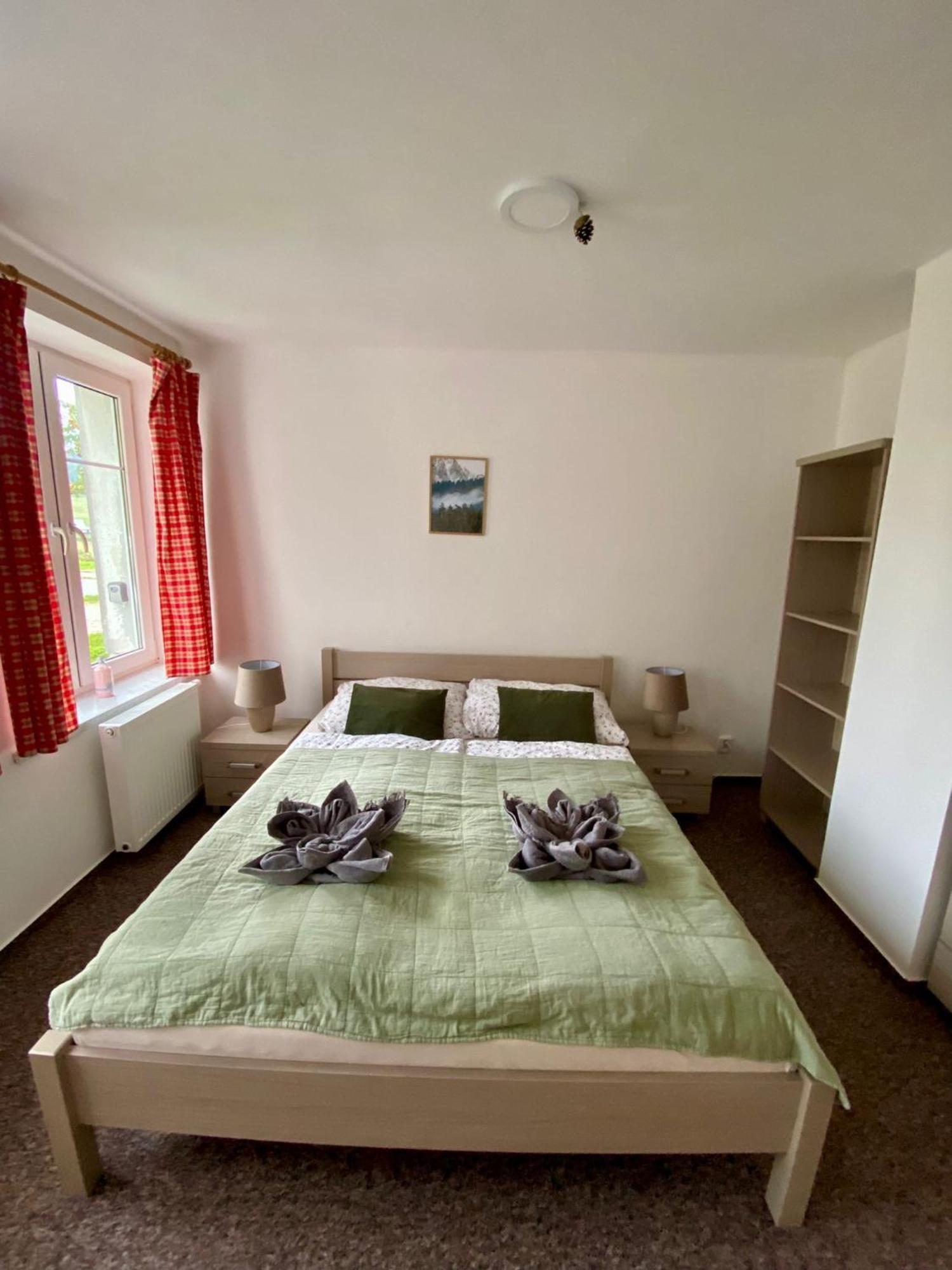 Apartman Pod Vlekem Horni Mala Upa Exterior photo