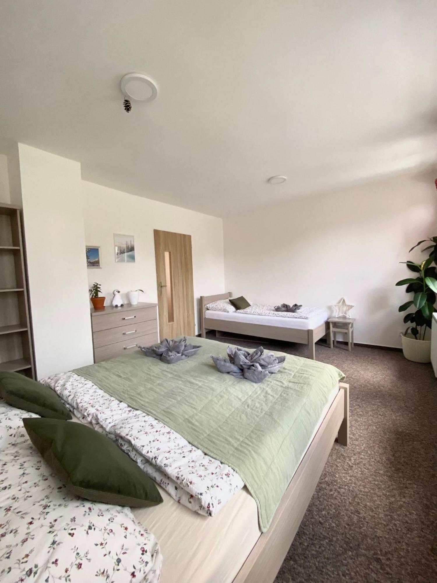 Apartman Pod Vlekem Horni Mala Upa Exterior photo